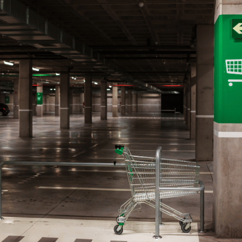 Spazi Commerciali E Privati Spazi Commerciali E Privati